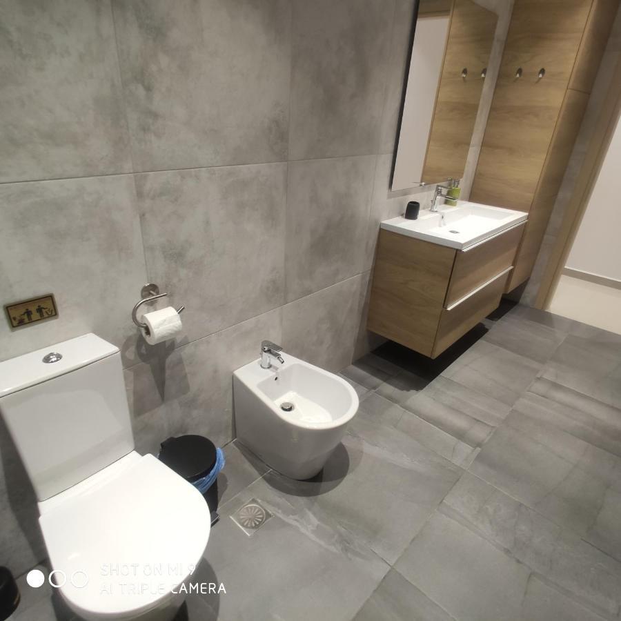 Heraklion Airport Family Lux Apartment 외부 사진